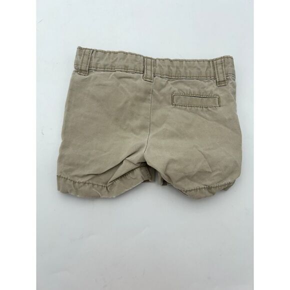 Carters 6 months Shorts - Picture 2 of 3